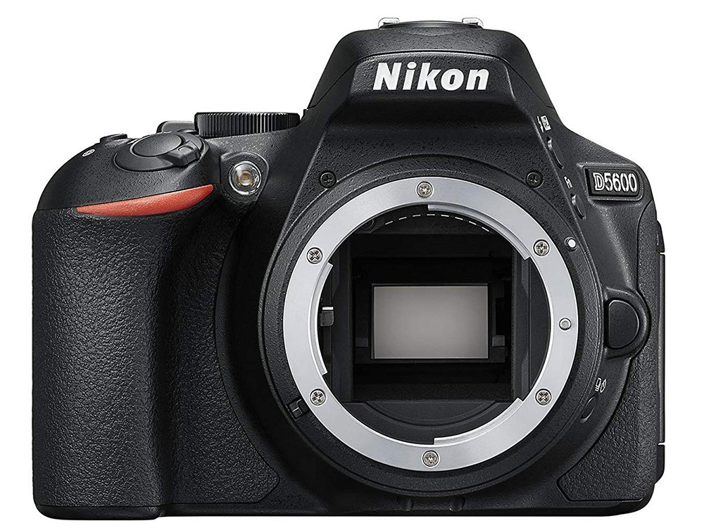 ［Nikon］D5600 ボディ