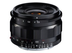 ［コシナ］COLOR-SKOPAR 21mm F3.5 Aspherical E-mount