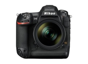 ［Nikon］D5(CF-TYPE)