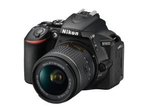 ［Nikon］D5600 18-55 VR レンズキット